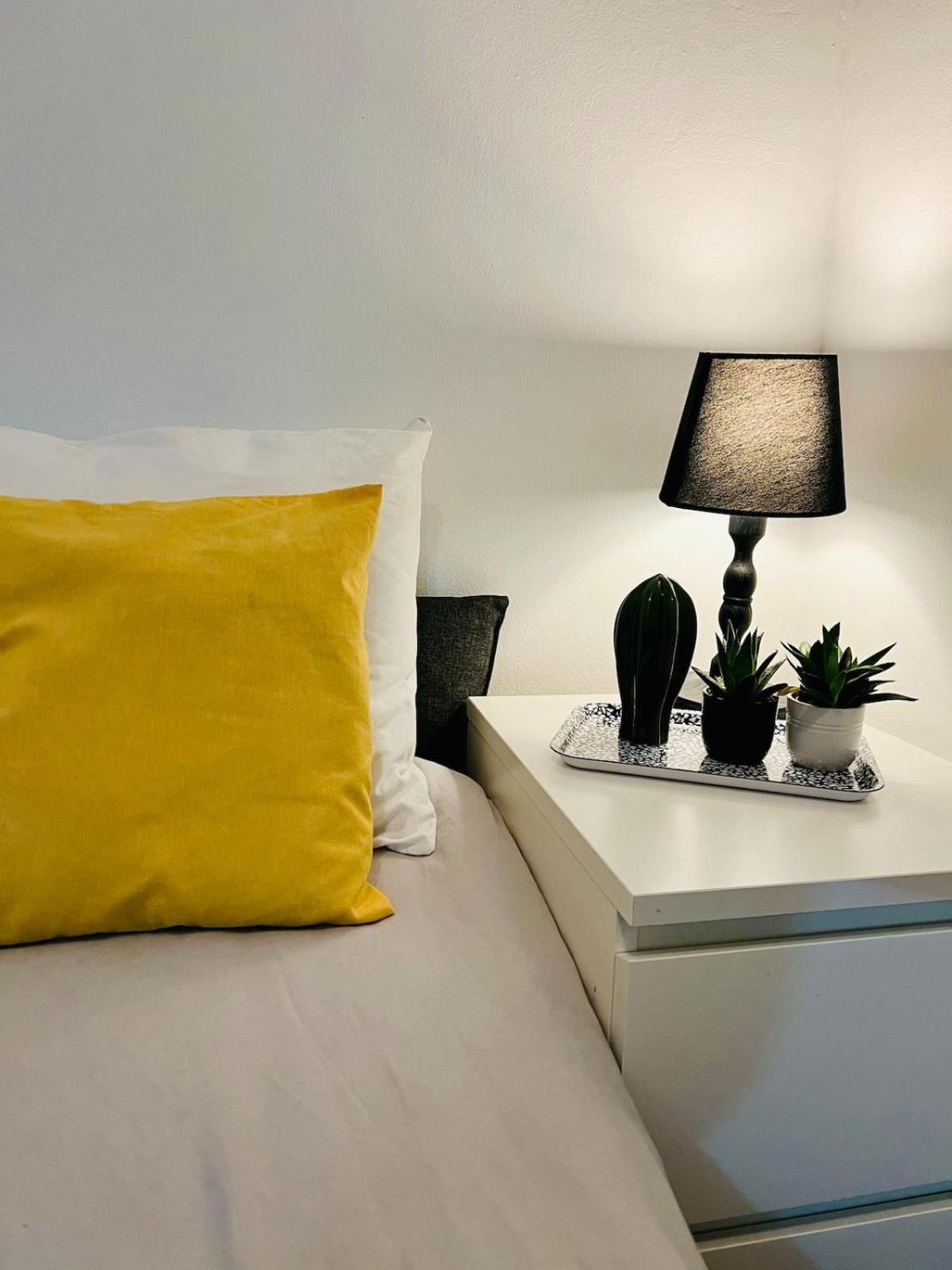 3 Bedroom With Balcony Apartment Lissabon